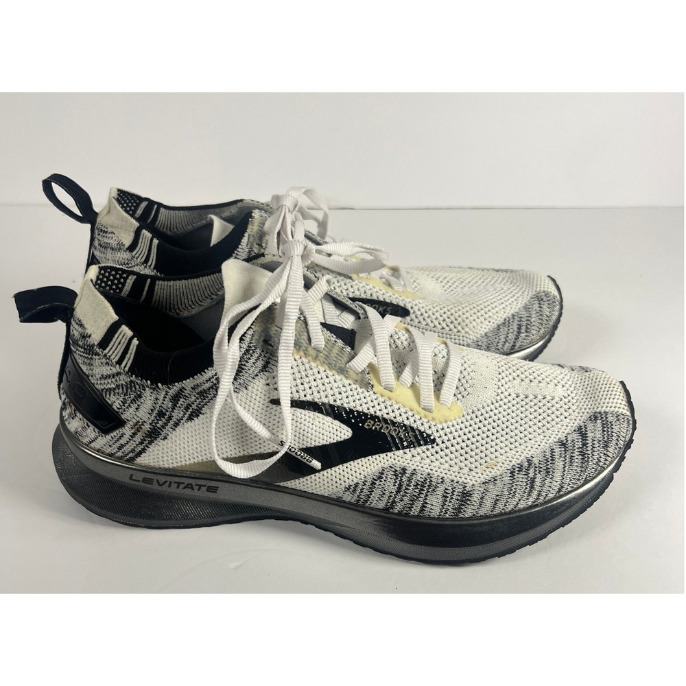 Brooks Levitate 4 Running Shoes Womens 7.5 White Black Good DNA AMP Sneakers